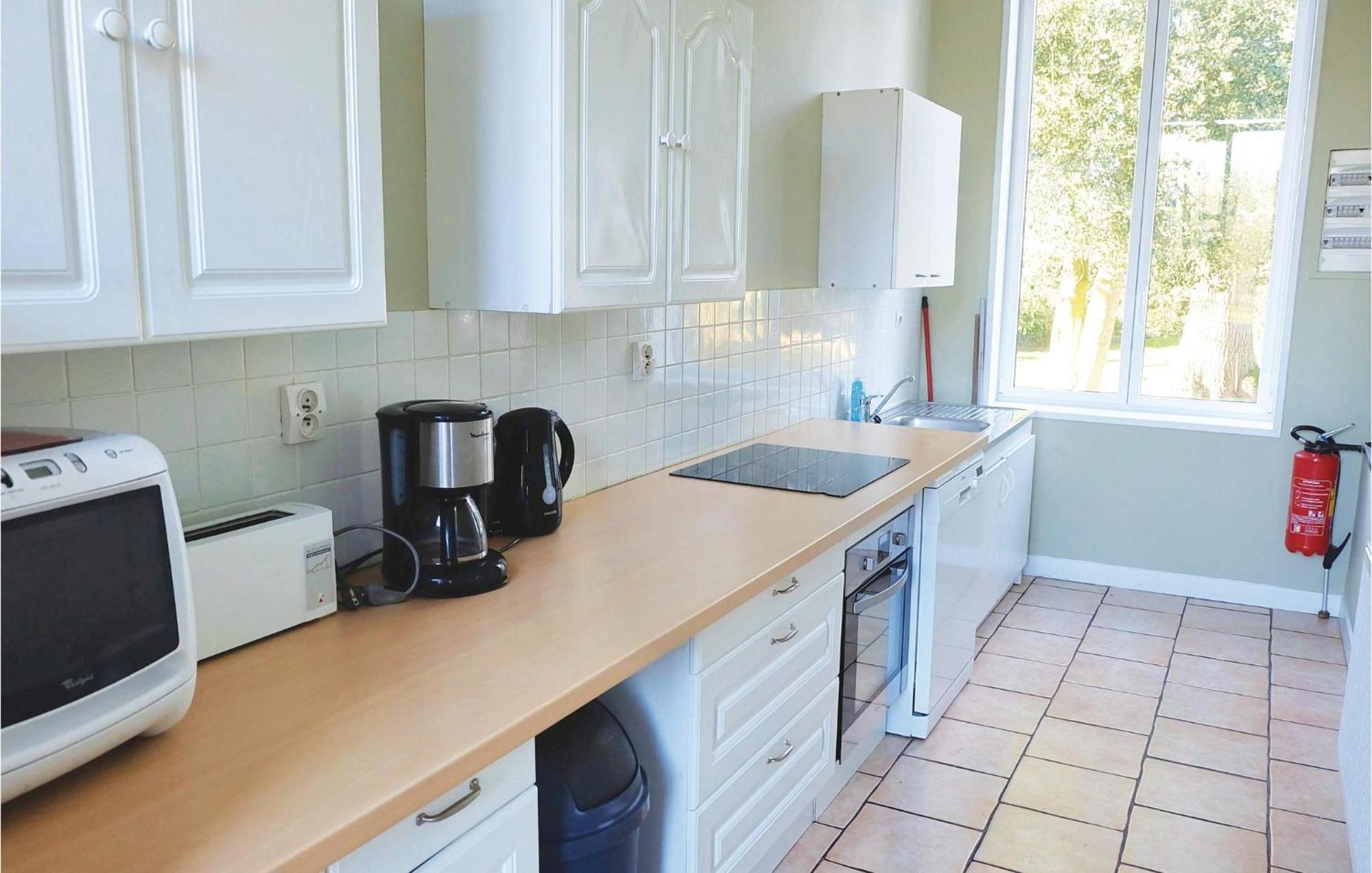 Pet Friendly Home In Quiestede With Kitchen ภายนอก รูปภาพ